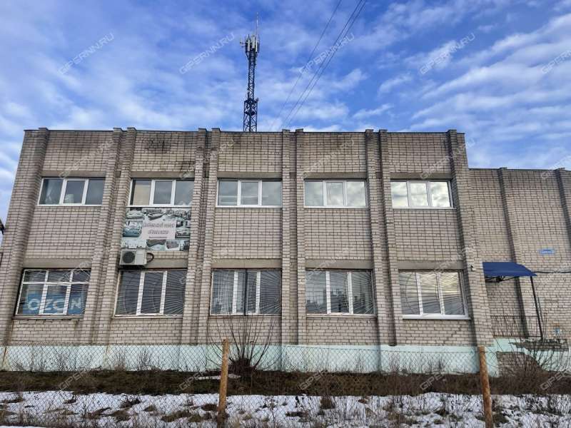 помещение под помещение свободного назначения, торговую площадь на Садовой улице село Работки