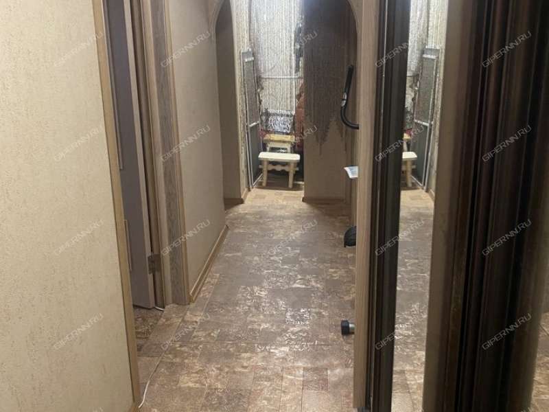 помещение под торговую площадь, недвижимость под медицинские учреждения на улице Дьяконова