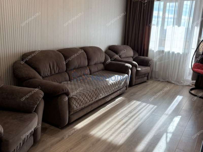 трёхкомнатная квартира на Гордеевской улице дом 64