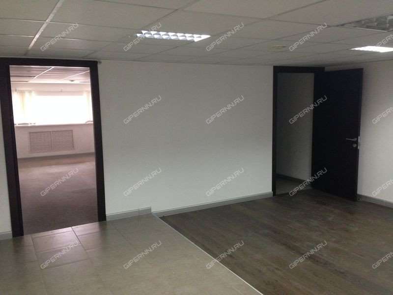 помещение под торговую площадь на Совнаркомовской улице