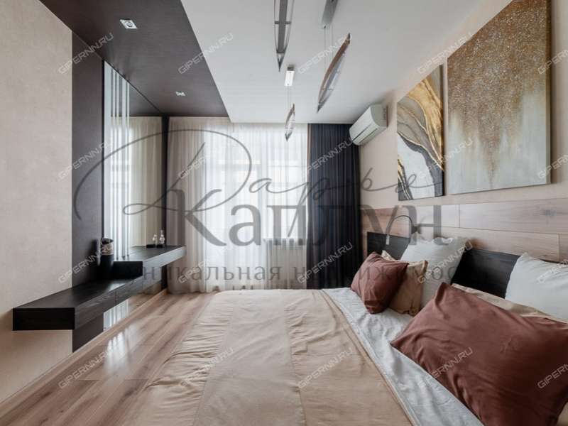 пятикомнатная квартира на улице Воровского дом 24