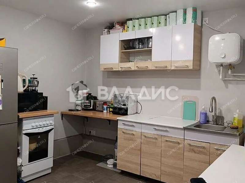 трёхкомнатная квартира на Вольской улице дом 10