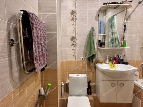 2-komnatnaya-ul-sergeya-esenina-d-13 фото