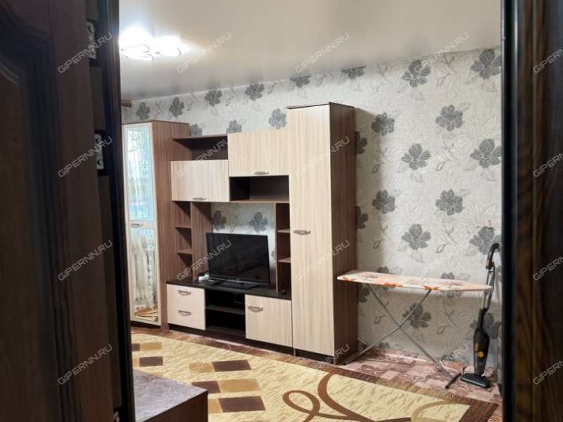 комната в доме 33 к2 на Дворовой улице