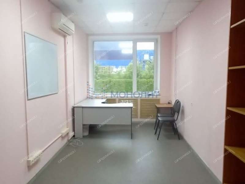 помещение под офис, торговую площадь на Юбилейной улице