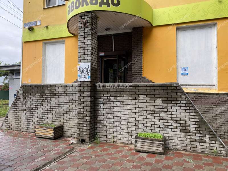 помещение под помещение свободного назначения на улице Октябрьской Революции