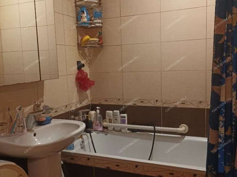 двухкомнатная квартира на улице Героя Юрия Смирнова дом 61