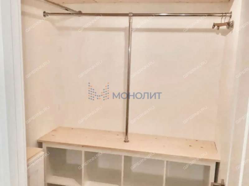 трёхкомнатная квартира на улице Мельникова дом 25