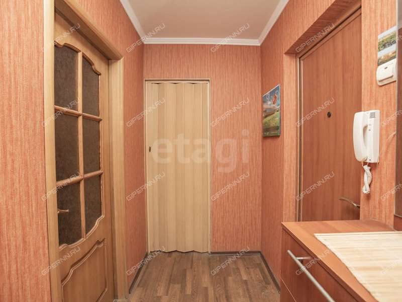 двухкомнатная квартира на улице Мирошникова дом 3б