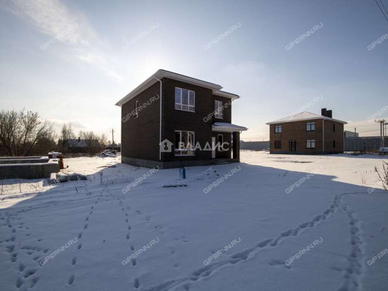 дом на улице Горная деревня Ржавка