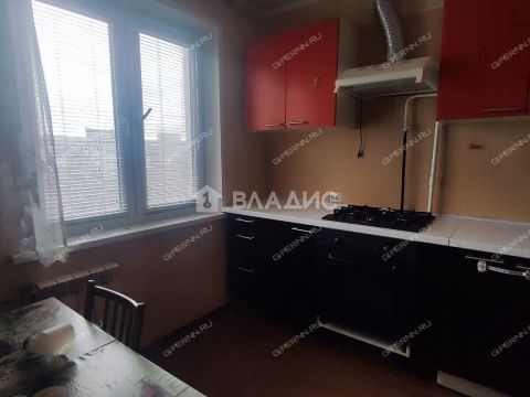 1-komnatnaya-ul-germana-lopatina-d-2-k1 фото