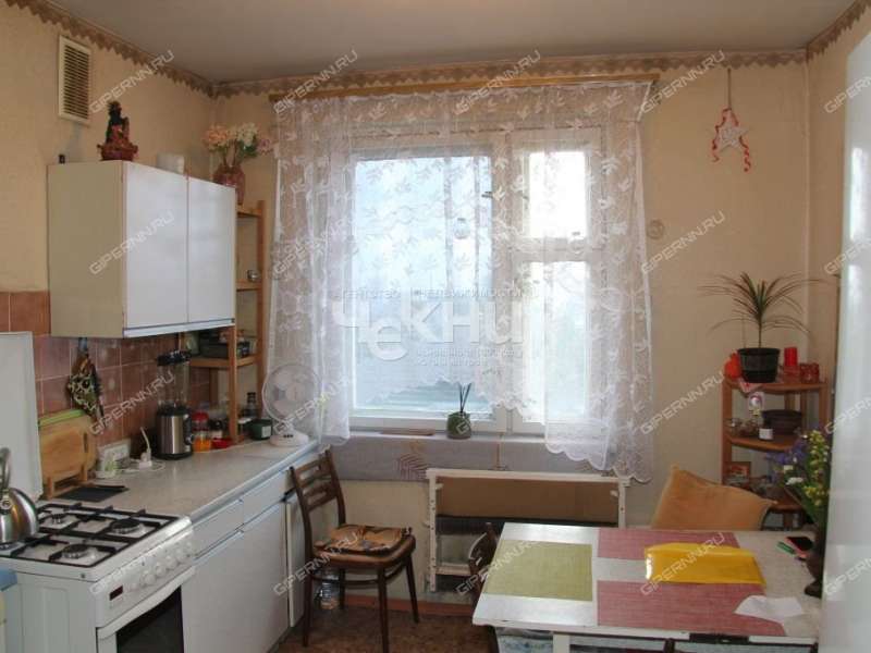 двухкомнатная квартира на улице Германа Лопатина дом 2