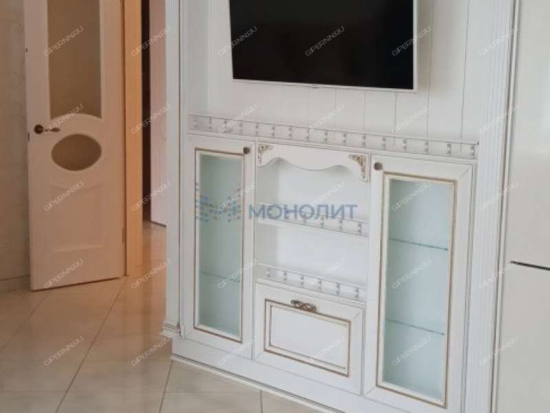 трёхкомнатная квартира на проспекте Гагарина дом 107