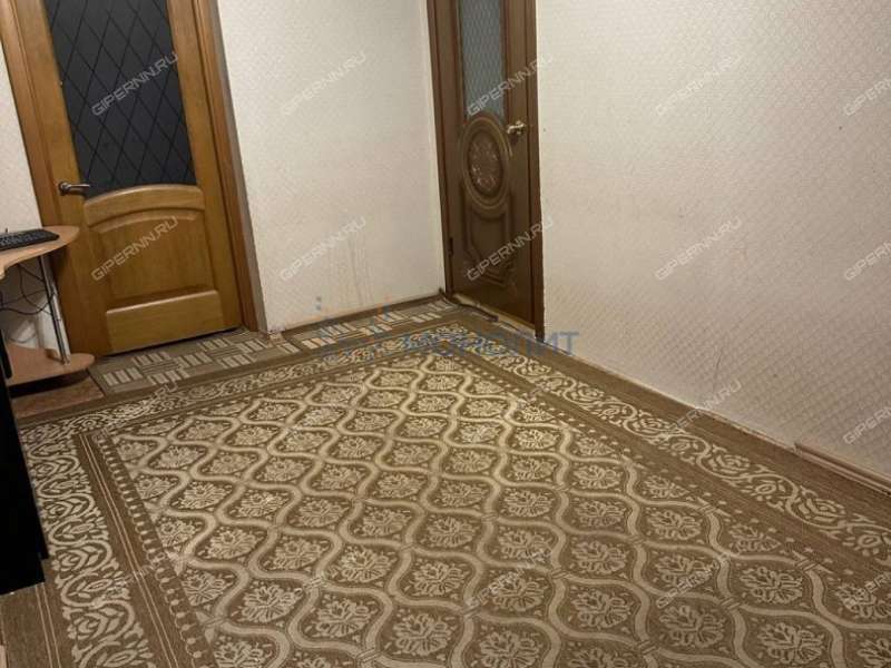 трёхкомнатная квартира на улице Литвинова дом 40