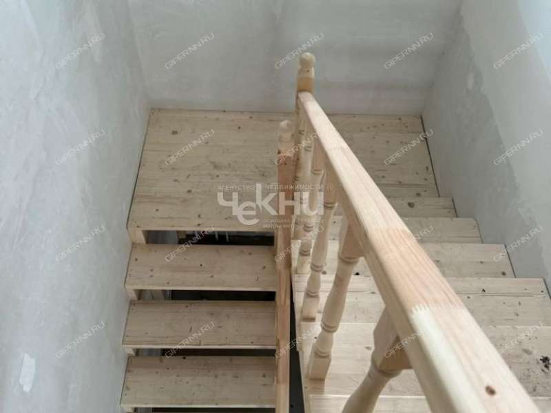 дом на 9-я Изумрудная посёлок Селекционной станции