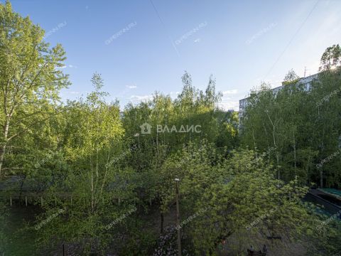 1-komnatnaya-ul-yuliusa-fuchika-d-37 фото