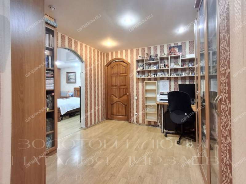 пятикомнатная квартира на улице Маршала Казакова дом 6а