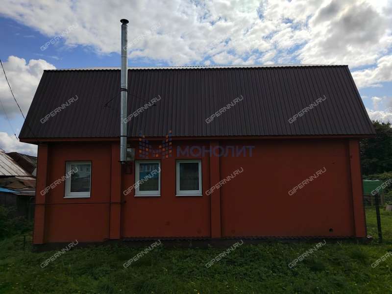 дом на Центральной улице село Курилово