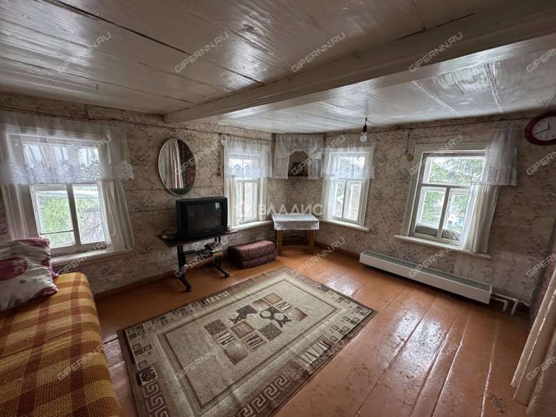 дом на улице Советская село Безводное