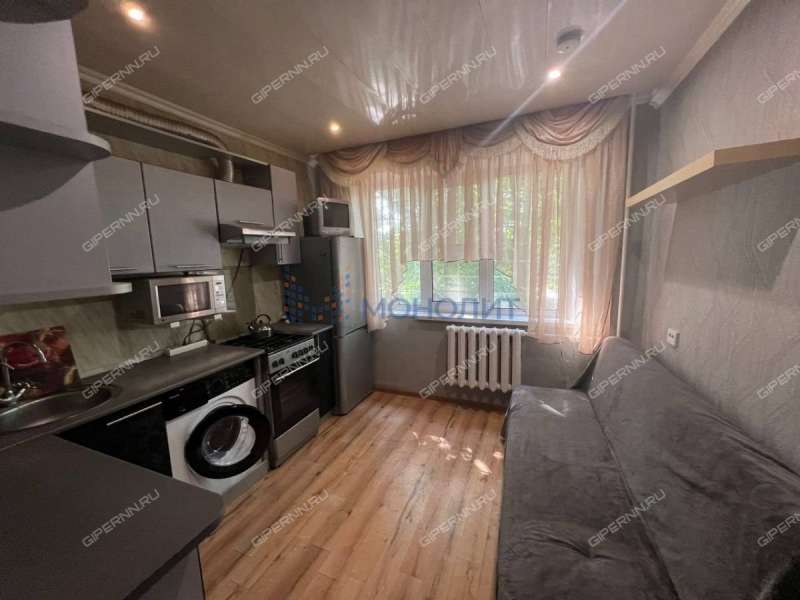 однокомнатная квартира на улице Германа Лопатина дом 2