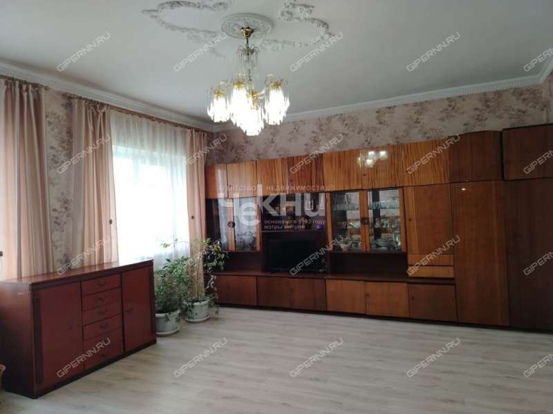 дом на Ленина село Кирилловка