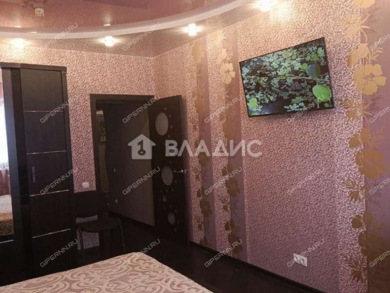 трёхкомнатная квартира на улице Родионова дом 39