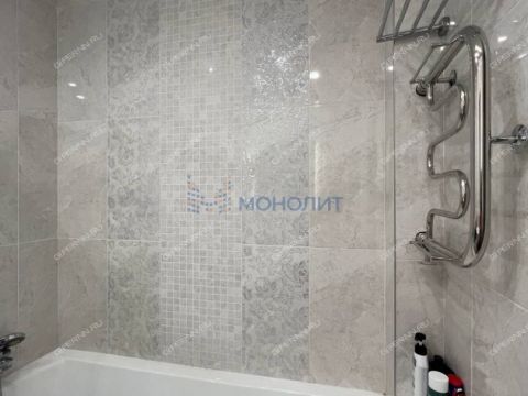 2-komnatnaya-nab-volzhskaya-d-15 фото