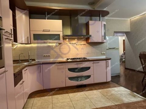 4-komnatnaya-ul-belinskogo-d-62 фото