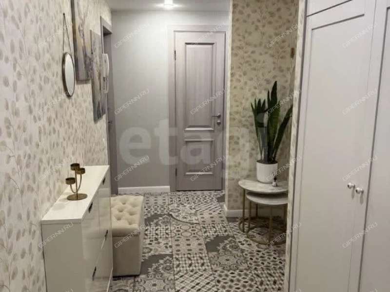 трёхкомнатная квартира на Ковалихинской улице дом 97а