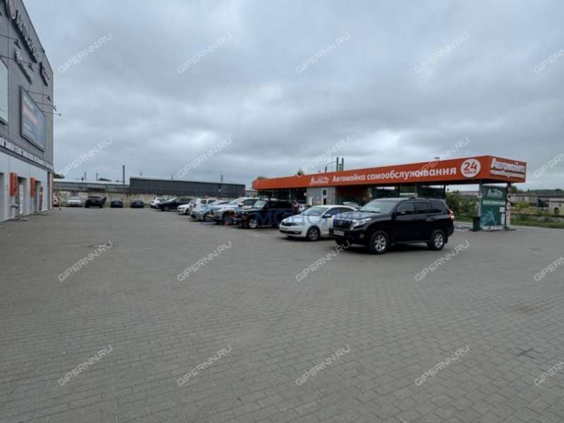 помещение под склад, недвижимость под автобизнес на улице Юлиуса Фучика