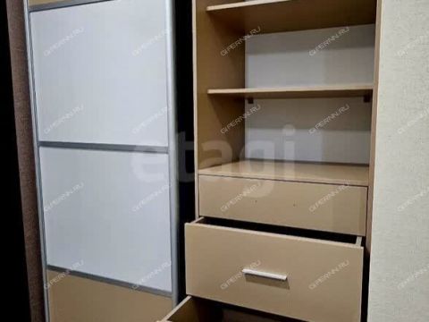 2-komnatnaya-ul-izhorskaya-d-23 фото