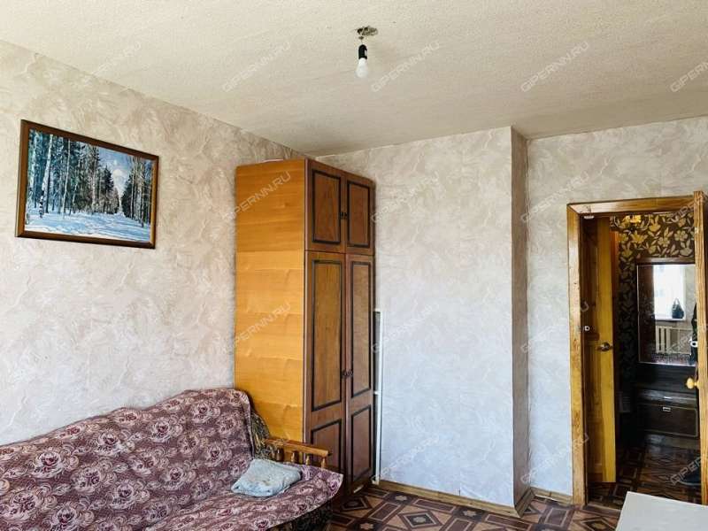 четырёхкомнатная квартира на Южном шоссе дом 21а