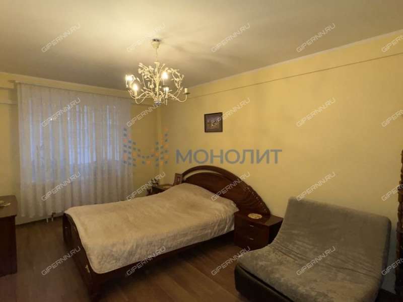 четырёхкомнатная квартира на улице Родионова дом 197