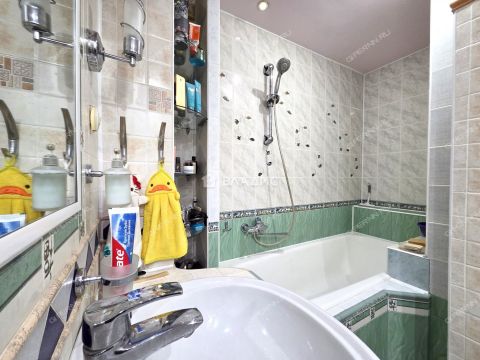 3-komnatnaya-ul-yablonevaya-d-14a фото