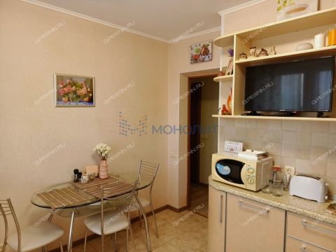 2-komnatnaya-nab-volzhskaya-d-24 фото