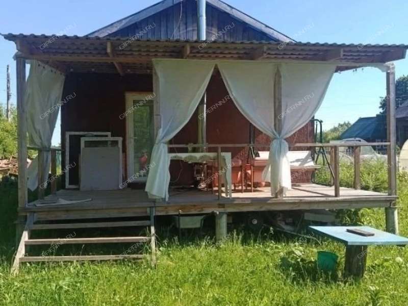 дом на улице Приволжская село Михайловское