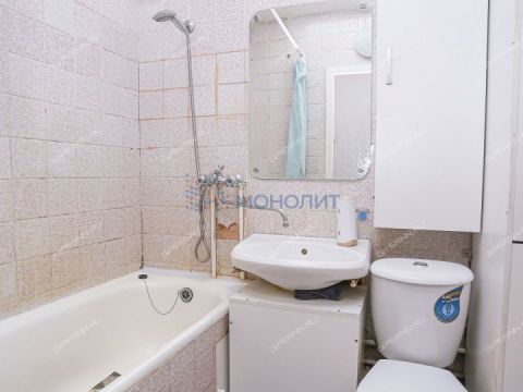 1-komnatnaya-ul-krasnodoncev-d-21-k3 фото