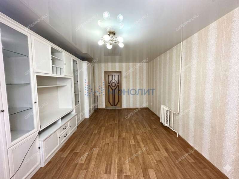 трёхкомнатная квартира в Тургайском переулке дом 2А