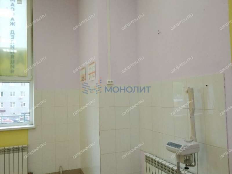 помещение под офис, торговую площадь на улице Красная Поляна деревня Афонино