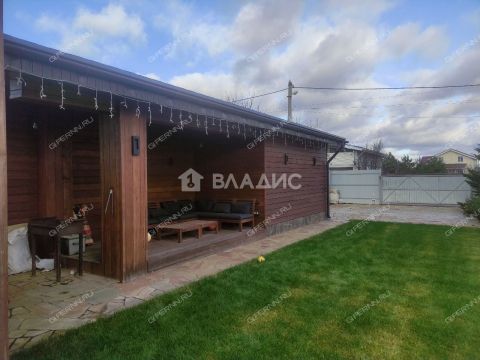 dom-derevnya-komarovo-gorodskoy-okrug-bor фото