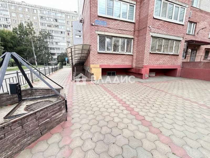 помещение под помещение свободного назначения на Берёзовской улице