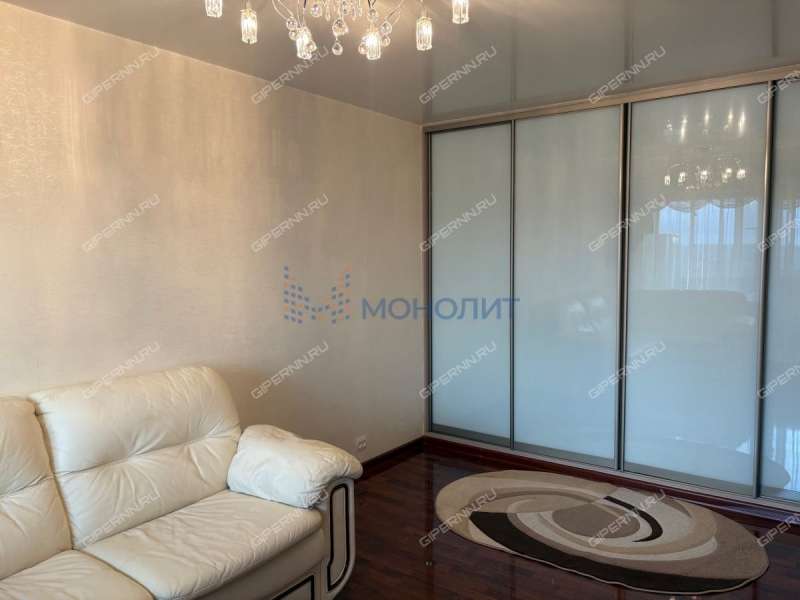 двухкомнатная квартира на улице Строкина дом 18