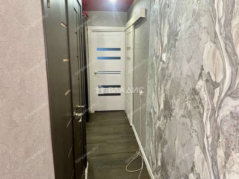 двухкомнатная квартира на улице Угарова дом 19 рабочий посёлок Ильиногорск