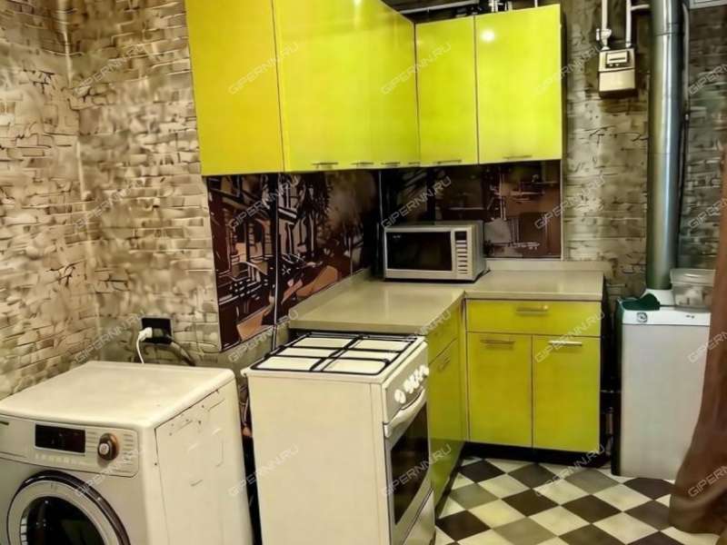 трёхкомнатная квартира на Центральной улице дом 18