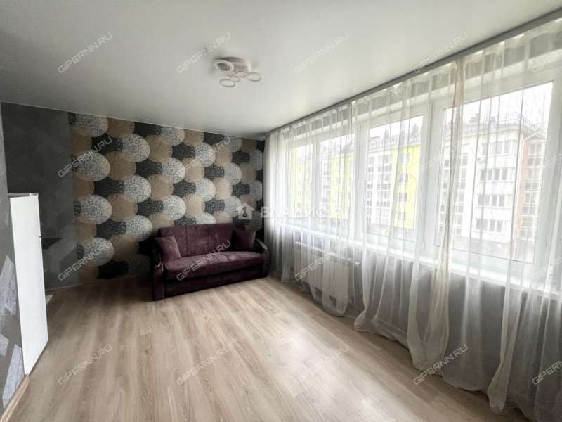 квартира-студия на 2-й Дорожной улице дом 21