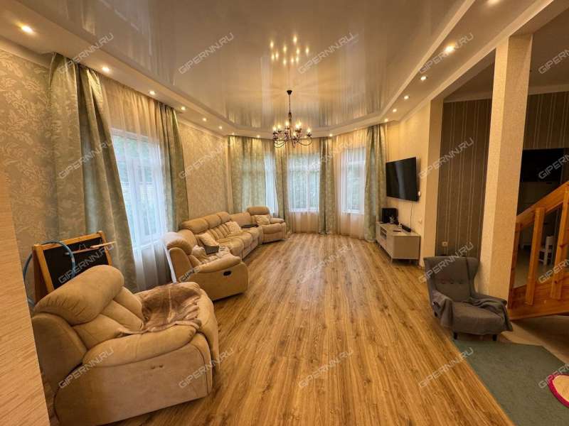 дом на  посёлок Опытный