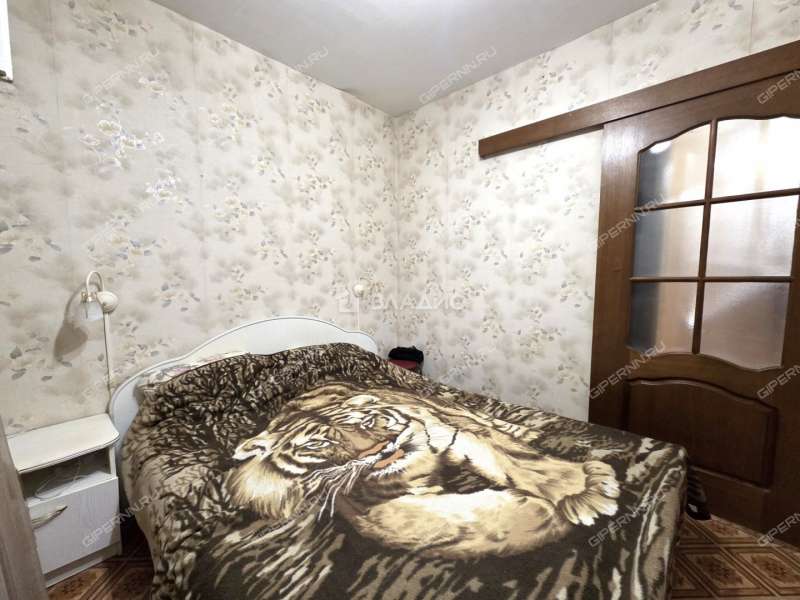 трёхкомнатная квартира на улице Верхнепечёрская дом 9