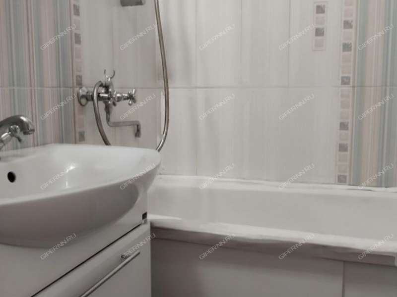 трёхкомнатная квартира на улице Генерала Зимина дом 4