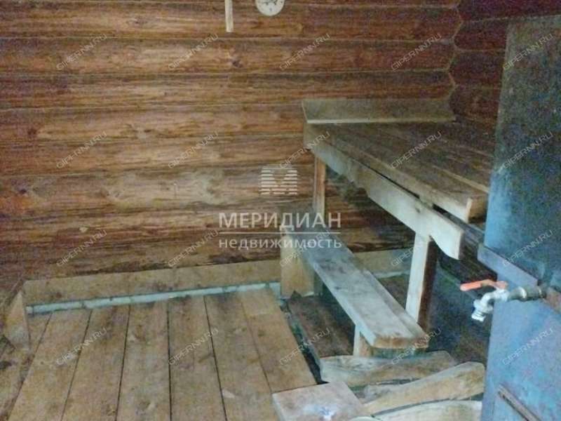 дом на Луговой улице село Татарское