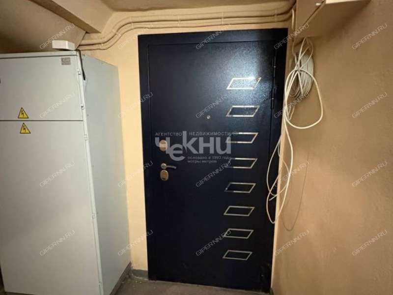 помещение под коммерческую недвижимость на Алексеевской улице